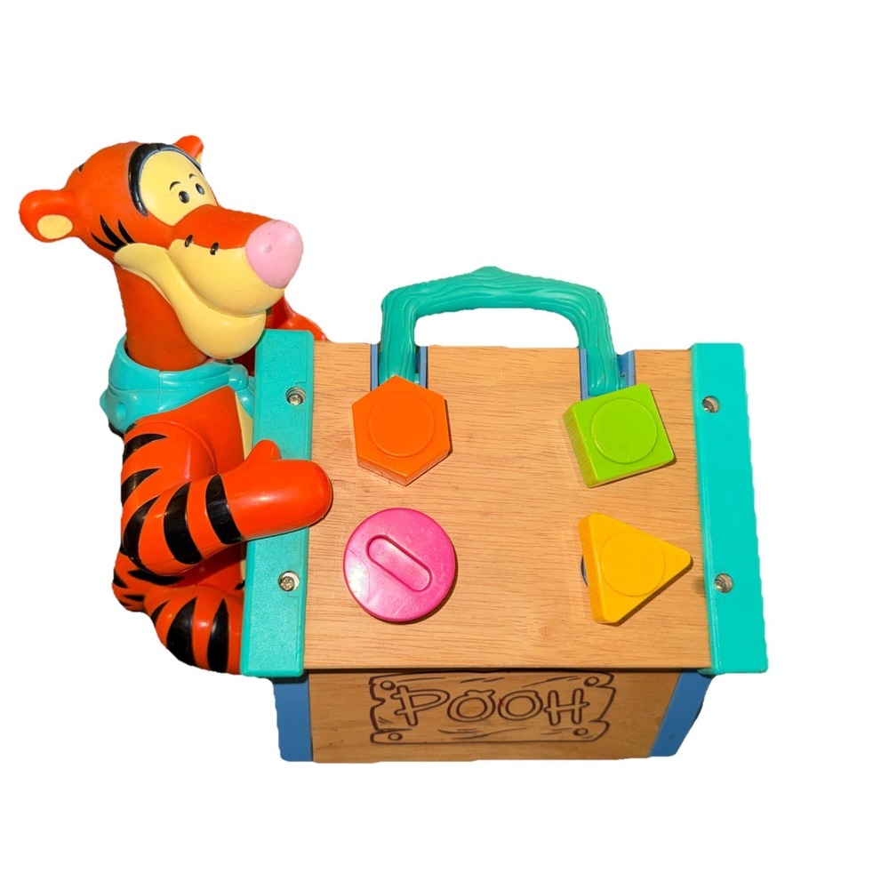 2000 Mattel Disney Tigger Activity Toy Tool Box‎ NOT WORKING, No Tools